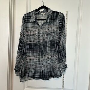 JACK brand lightweight button down shirt. Size L. Black/Grey/multi color